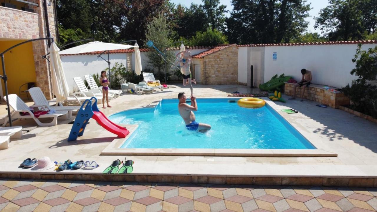 Apartments Villa Mimi Višnjan Dış mekan fotoğraf