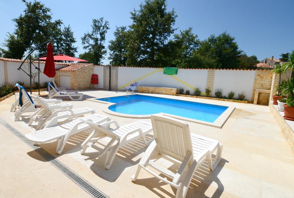 Apartments Villa Mimi Višnjan Oda fotoğraf
