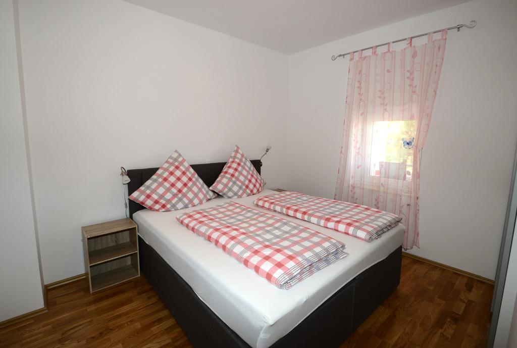 Apartments Villa Mimi Višnjan Oda fotoğraf