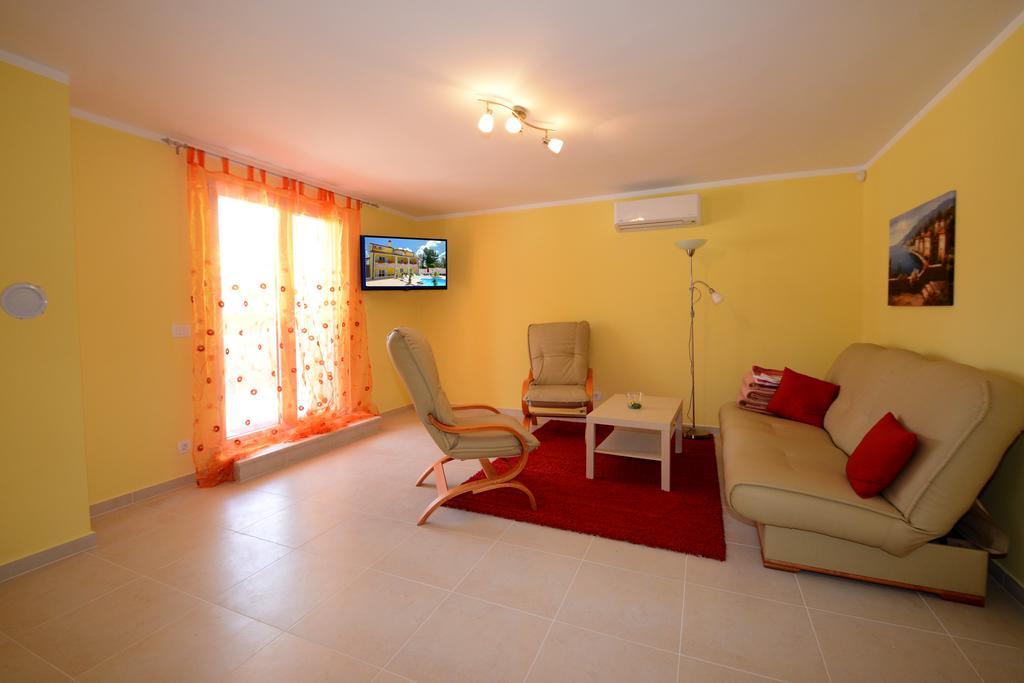 Apartments Villa Mimi Višnjan Dış mekan fotoğraf
