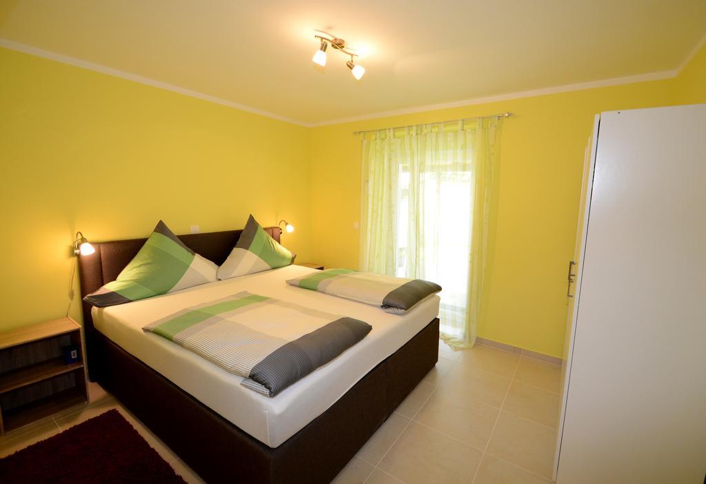 Apartments Villa Mimi Višnjan Oda fotoğraf